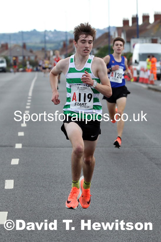 Mens under-17s 2021 Northern 6 and 4 Stage and Young Athletes Road Relays, Redcar. Photo: David T. Hewitson/Sports for All Pics